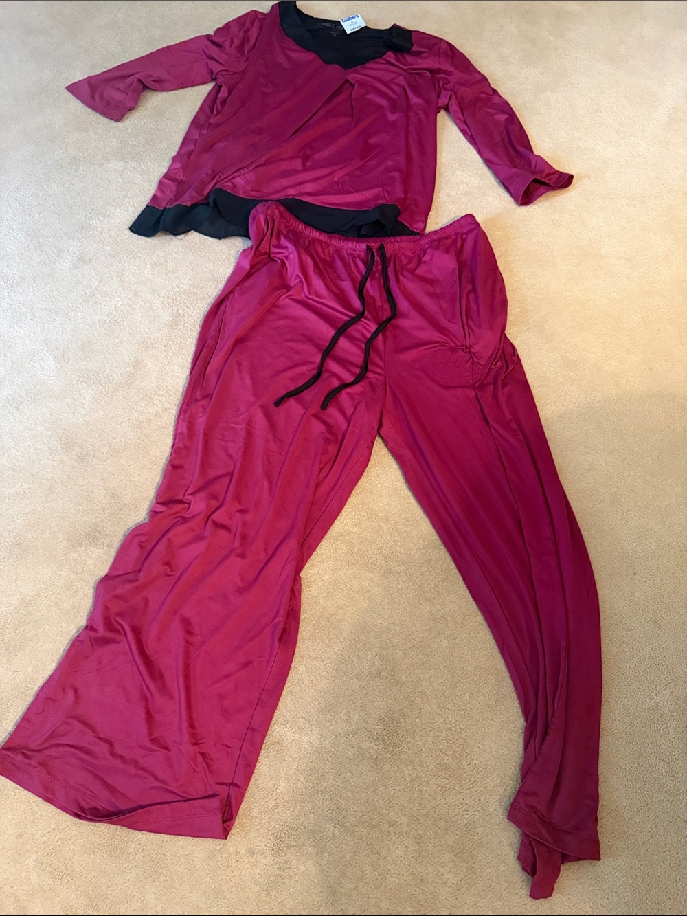 Carole Hickman Women's Magenta Two-Piece Lounge Set with Black Trim
